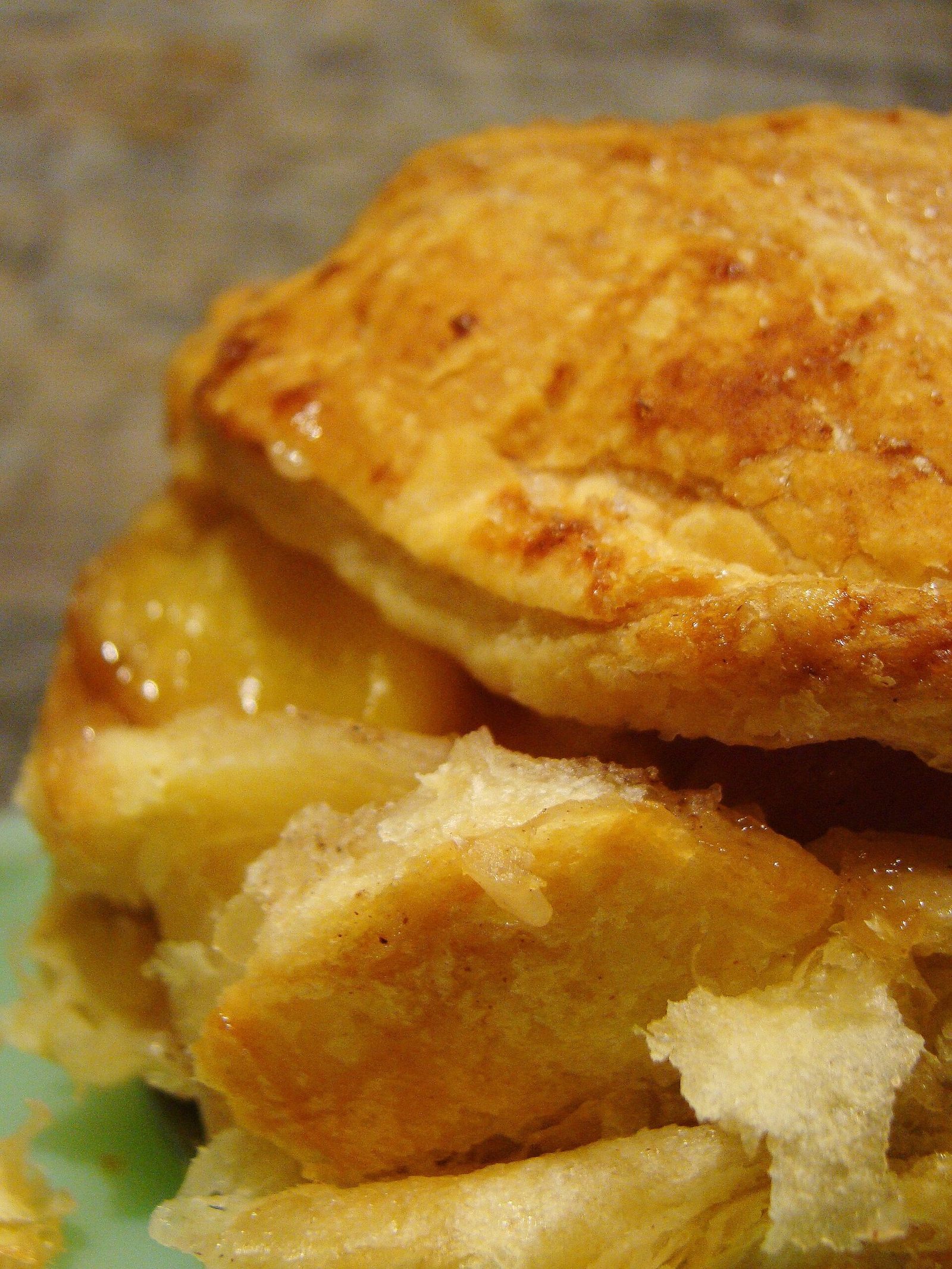 Tarte aux poires, gingembre et noisette